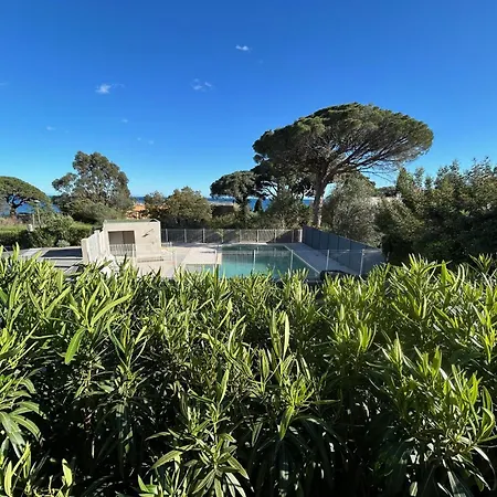 Lägenhet Rives D'eden